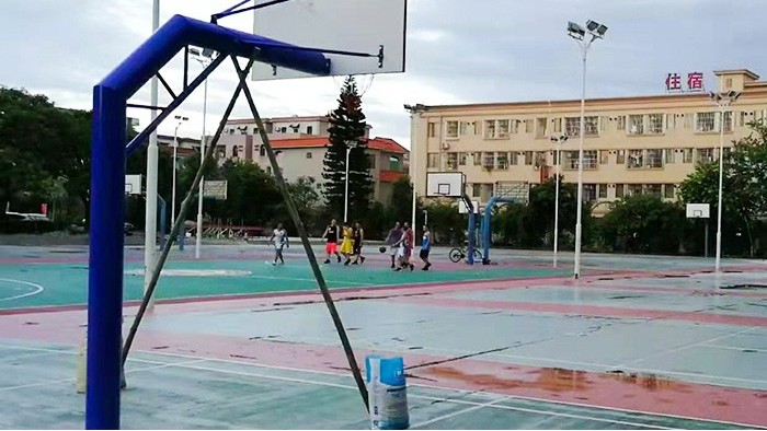 籃球架