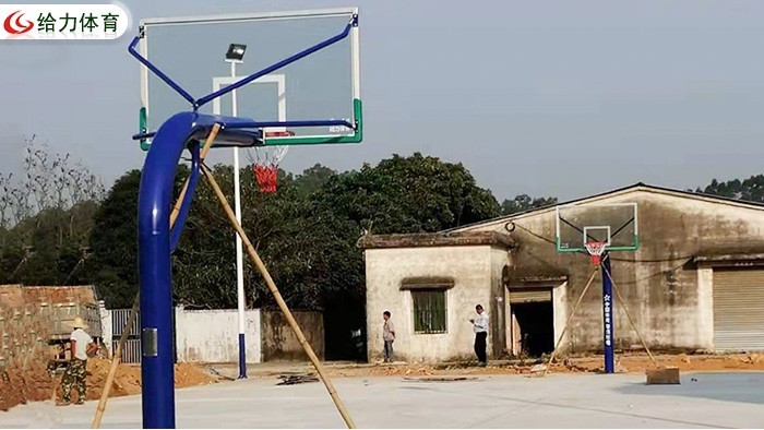 籃球架