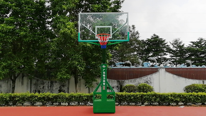 籃球架
