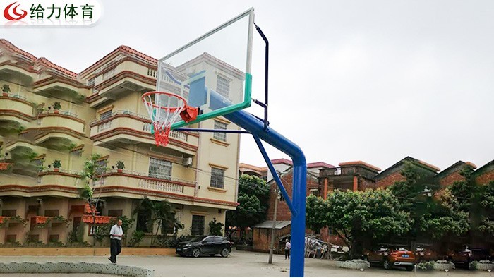 圓管籃球架