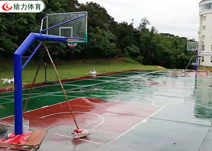 籃球架