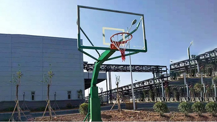 籃球架