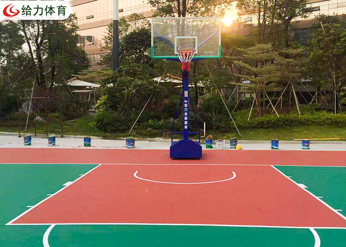 籃球架