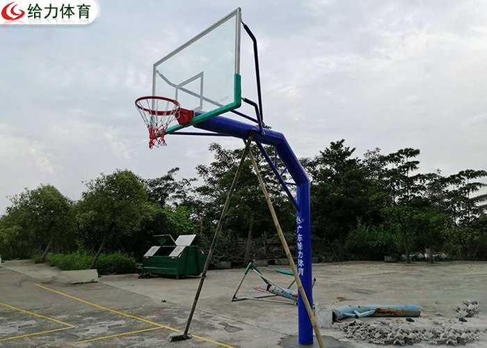 獨(dú)柱籃球架價錢